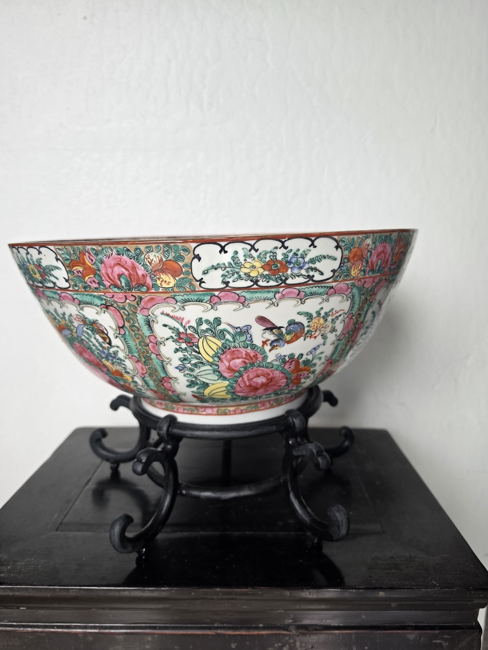 Huge Vintage Famille Rose Medallion Punch Bowl. Perfect Condition